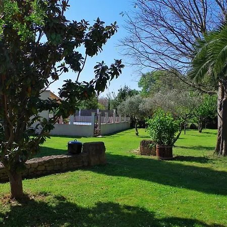 Le Clos Des Sources Saint-Chamas Exterior foto